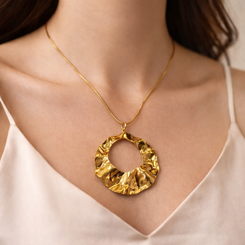 Bold Gold Circle Necklace