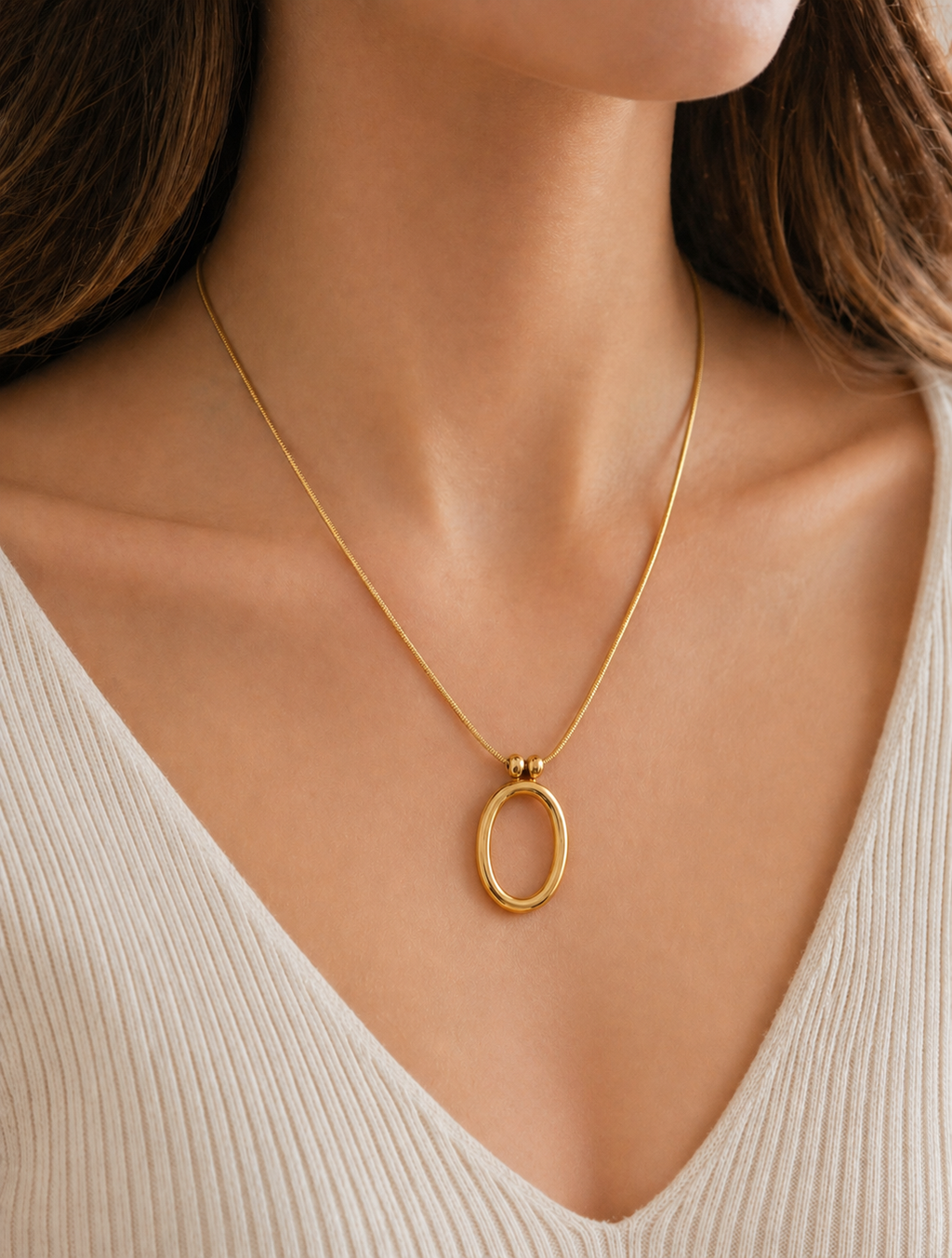 Gold Oval Pendant Necklace