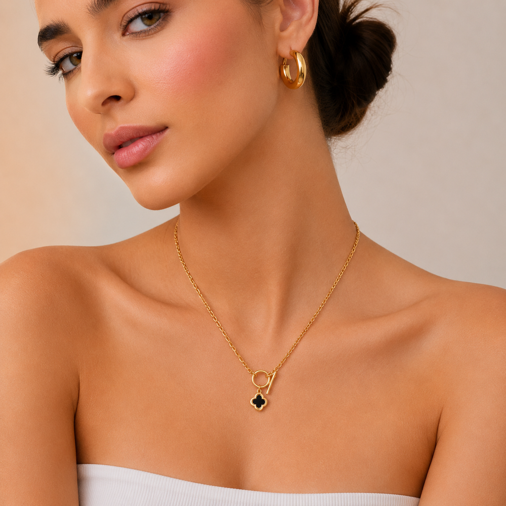 Gold Clover Pendant Necklace with Toggle Clasp