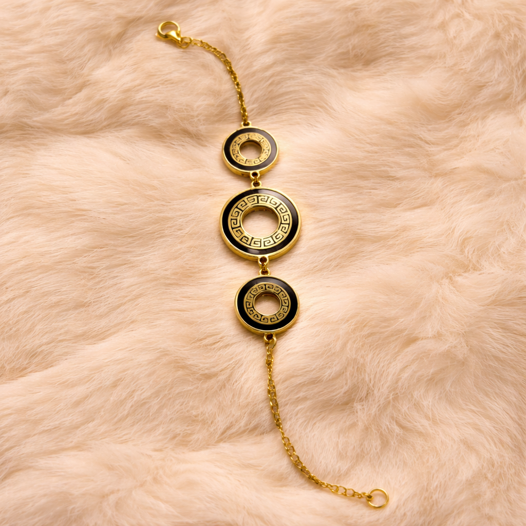 Circle Charm Bracelet