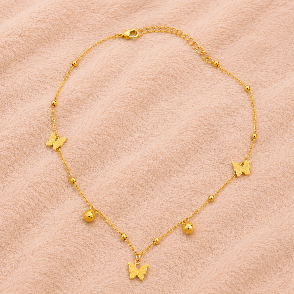 Cary Necklace